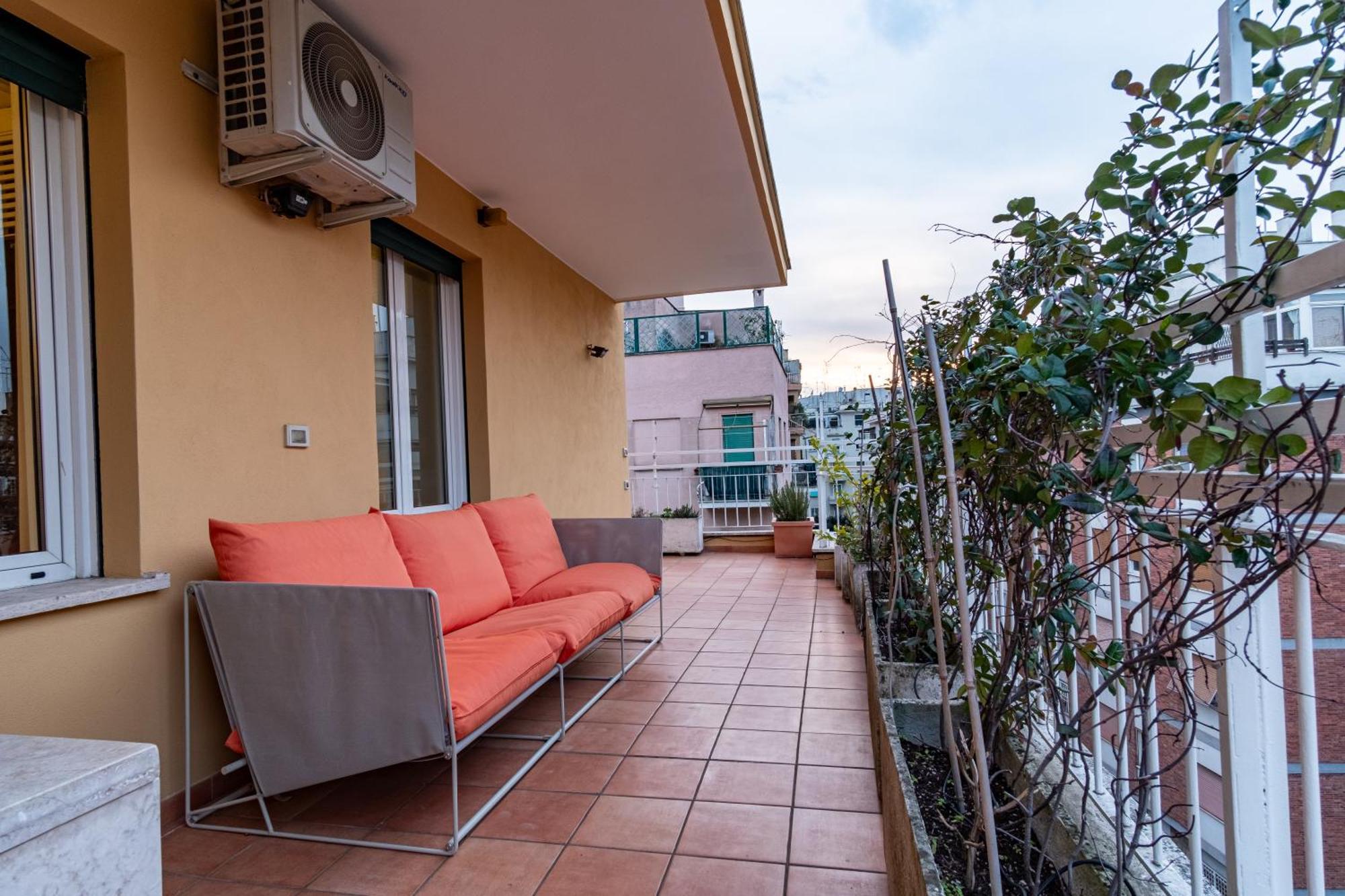 Attic With Terrace And Jacuzzi - Luxury Apartment Rome Luaran gambar