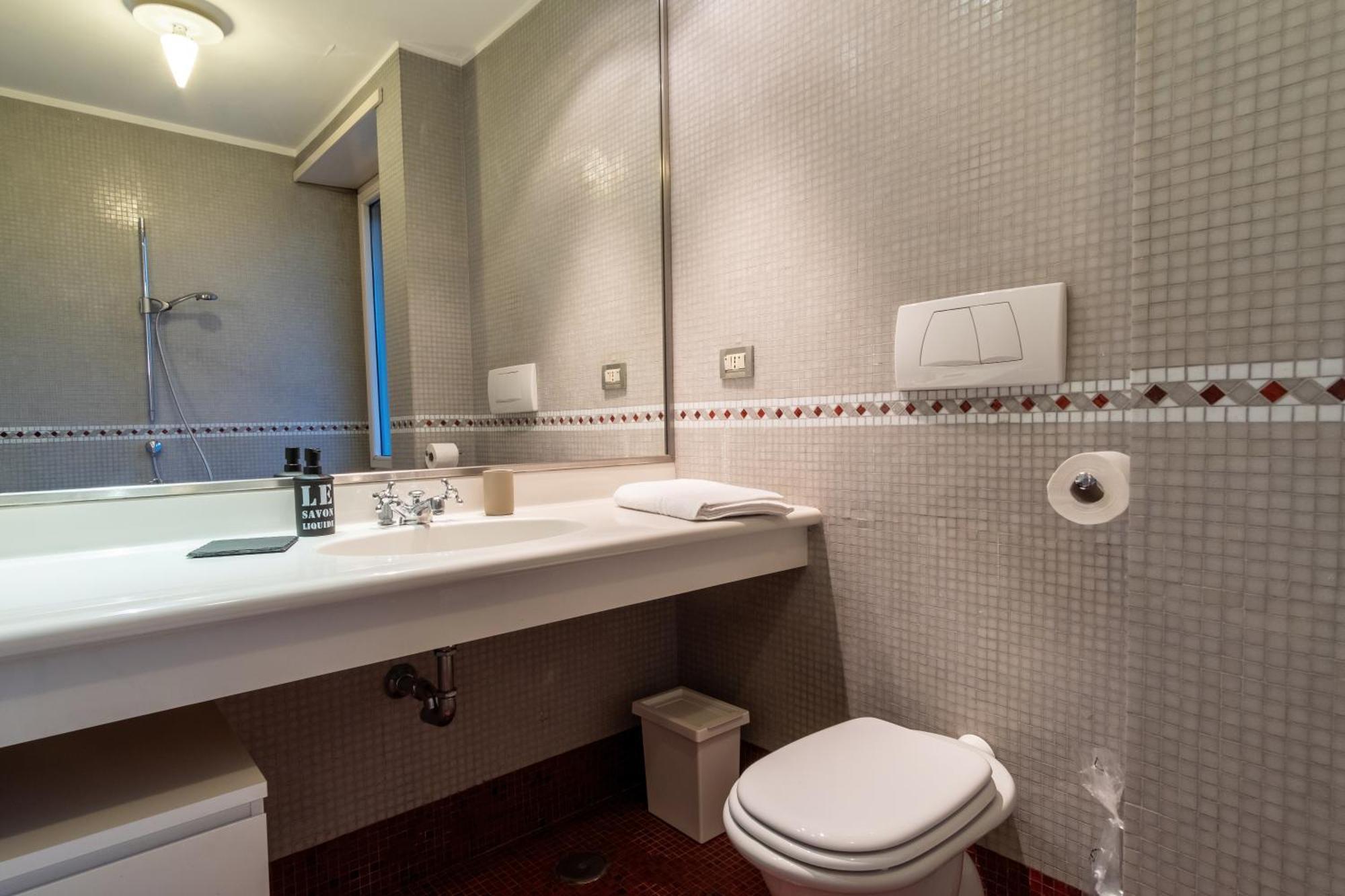Attic With Terrace And Jacuzzi - Luxury Apartment Rome Luaran gambar