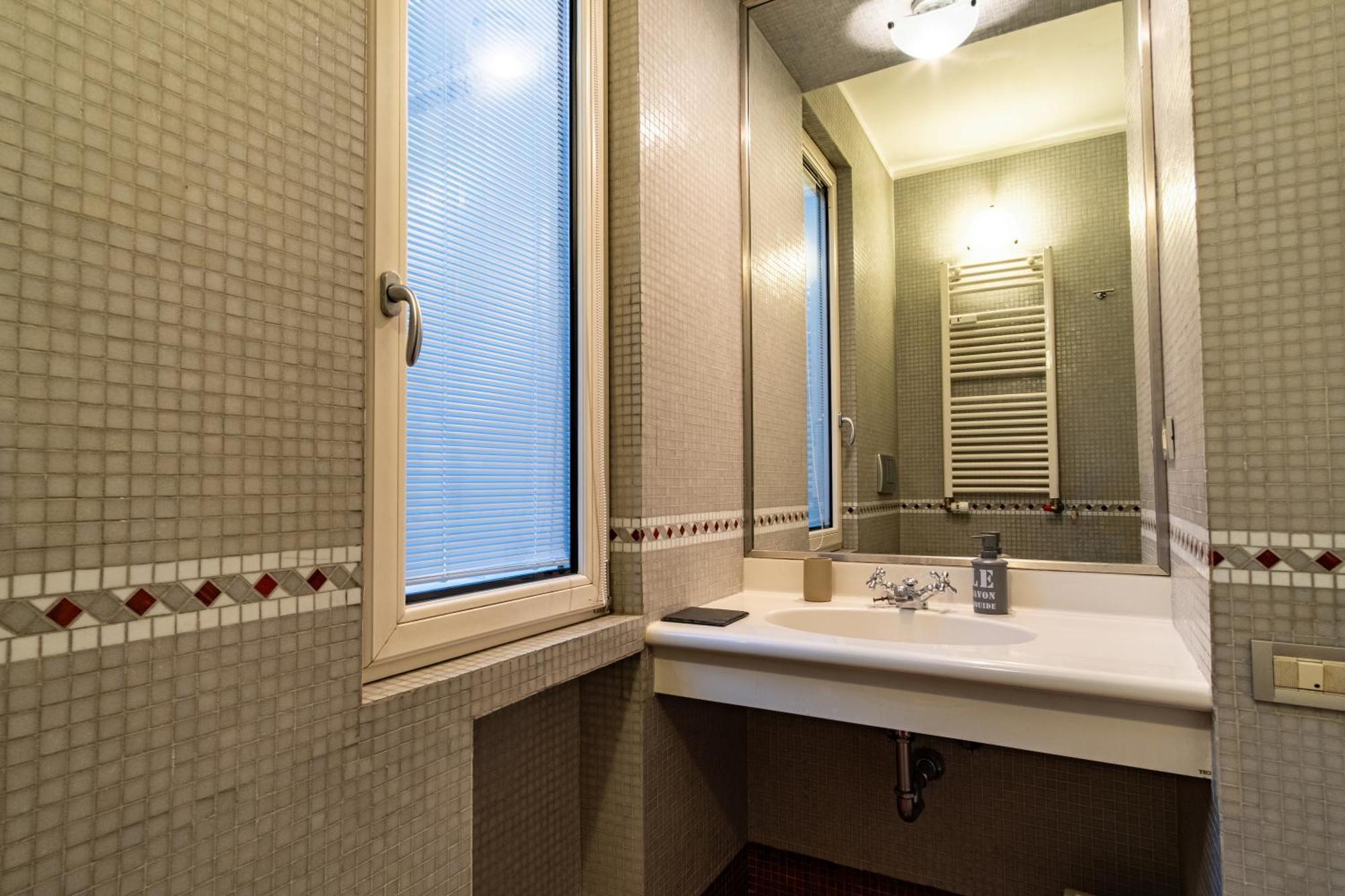 Attic With Terrace And Jacuzzi - Luxury Apartment Rome Luaran gambar